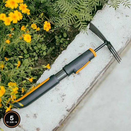 Сапка ручная 2-в-1 Fiskars OneClick 5 см, 3 зуба (1080695) - фото 4