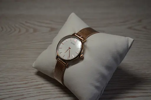 Женские ультратонкие часы Skmei 1185 (Золотистый) - фото 8