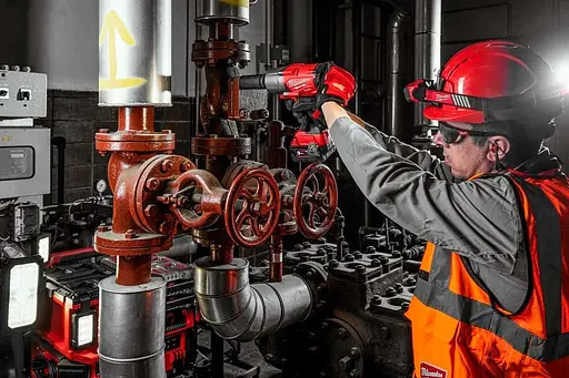 Гайковерт ударний акумуляторний Milwaukee M18 ONEFHIWF34-502X 18В АКБ 2х5 А/год 0-1800 об/хв 2034 Нм 3/4" ЗП M12-18FC кейс 3.5 кг - фото 6