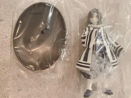 Фигурка Bandai Обанай Игуро Клинок рассекающий демонов Iguro Obanai Demon Slayer 17,0 см DS IO 141 - фото 5