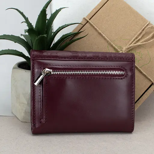 Гаманець жіночий шкіряний маленький Sabrina бордовий пітон - фото 3