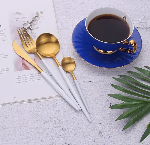 Набор столовых приборов золото White из нержавеющей стали 18/10 на 4 предмета. - фото 2