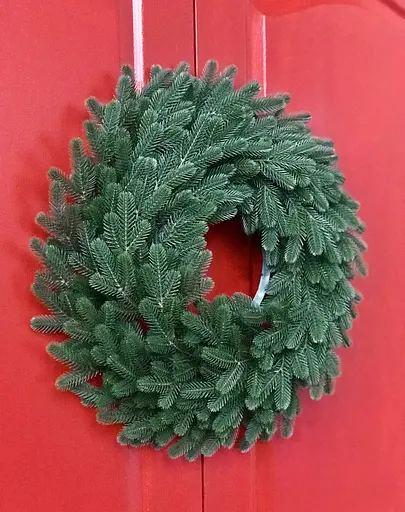 Венок хвойный рождественский Hvoya Traditional литой зеленый 60 см - фото 2