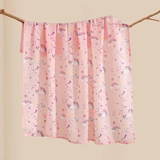 Набор муслиновых детских пеленальных одеял OldBro комплект из 2 шт. размер 100х120 см единорг/клубника - фото 4