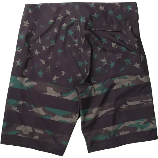 Шорты Pelagic Sharkskin Americamo Boardshorts 2.0 30 Green Fish Camo - фото 2