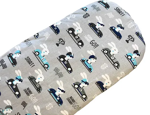 Простынь Moontime хлопковая в коляску "Кролики в машинках" - фото 1