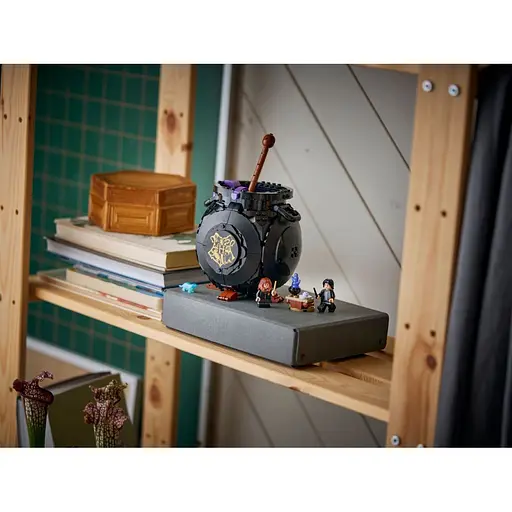 Конструктор LEGO Harry Potter Котел: Таємний клас зіллєваріння 652 деталі (76464) - фото 9