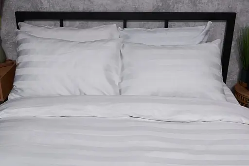 Комплект постільної білизни Moon&Star Satin Premium Royal White King Size 220x240 см наволочки 2х70х70 см - фото 2