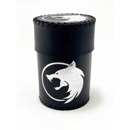 Настольная игра Планета Ігор Чаша для кубиков Волк (черная) (Dice cup Wolf black) (pi-dc007) - фото 1