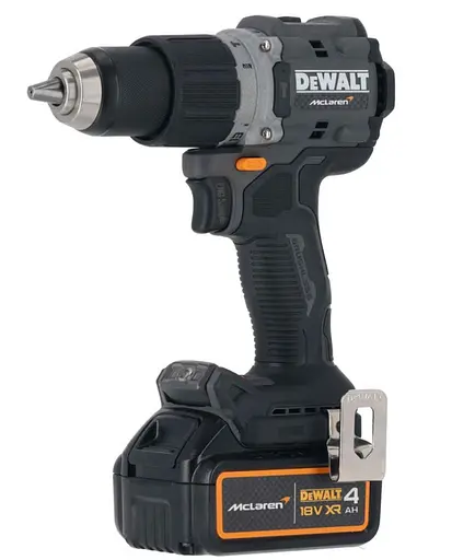 Шуруповерт набор из двух аккумуляторных инструментов DeWalt McLaren F1 Team Limited Edition DCK200MM2T - фото 2