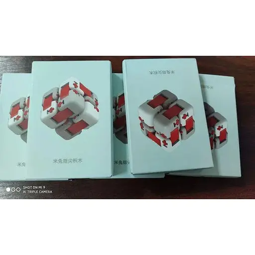 Игрушка-антистресс кубик Mitu Fidget folding cube конструктор для пальцев - фото 2