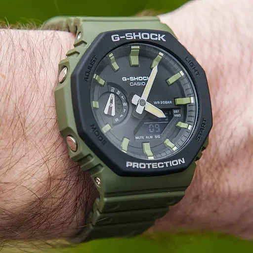 Ударопрочные полимерные наручные часы Casio оригинал Япония G-Shock GA-2110SU-3AER с полимерным ремешком - фото 4