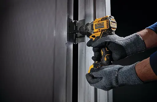 Дрель-шуруповерт бесщеточный DeWalt XR Li-Ion 12В акб 2х2 А/ч 57.5 Нм 425-1500 об/мин патрон 10 мм ЗП кейс 1.1 кг - фото 3