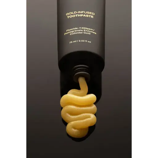 Зубная паста Solident Gold-Infused Toothpaste с коллоидным золотом 75 мл - фото 2