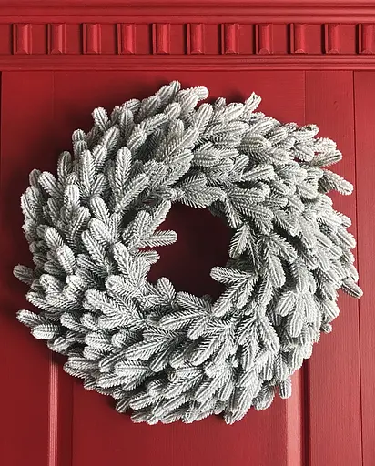 Вінок хвойний різдвяний Hvoya Traditional литий засніжений 60 см - фото 8