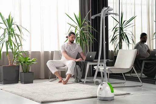 ARDESTO Отпариватель вертикальный IR-C8815-S, 1785Вт, 1500мл, нерж. сталь, бело-зеленый - фото 3