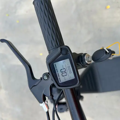 Электросамокат EVOBIKE Zen U12 MAX 2025 года красный | электросамокат с тремя фарами, корзинкой и багажником - фото 6