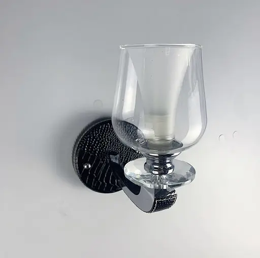 Ніжна та витончена модель бра з еко-шкірою Line F S 865/1 BK - фото 7