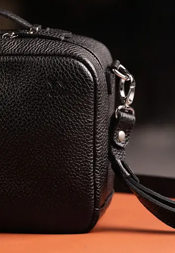 Жіноча шкіряна сумка Avenue чорна флотар - фото 4