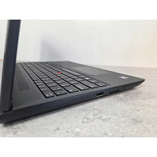 Ноутбук Lenovo ThinkPad P16v Gen 2, Ultra 7 155H, 64GB, 2TB, RTX 2000, Windows 11 Професійна - фото 11