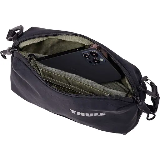 Наплічна сумка Thule Paramount Crossbody 2L Black (TH 3205005) - фото 4