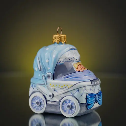 Ялинкова прикраса Різдвяні історії Візочок для хлопчика скло (4820001178838) - фото 2