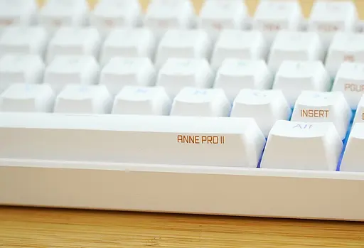 Клавіатура Obinslab ANNE PRO 2 60% RGB Gateron Pro Red Switch USB BT EN, білий (ANNE PRO 2) Б/в - фото 4