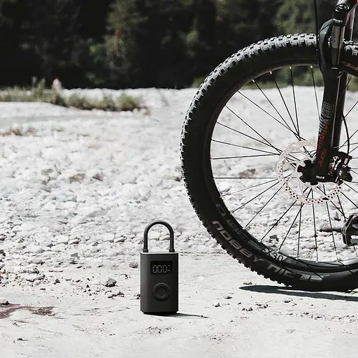 Портативный компрессор Xiaomi MiJia Portable Electric Air Compressor 2 (MJCQB06QW) - фото 7