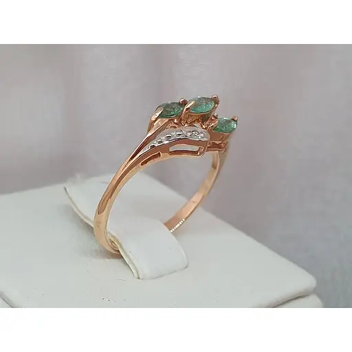 Золотое кольцо с бриллиантами и изумрудом. RE70016K 17 - фото 3