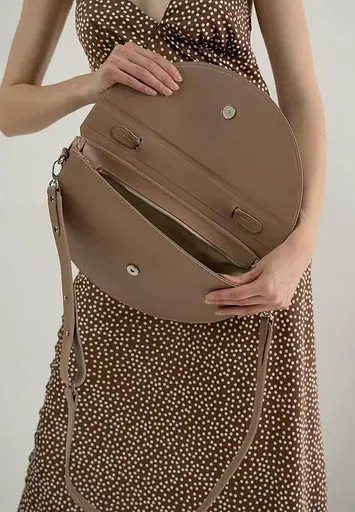 Жіноча шкіряна сумка Сhris maxi карамель краст - фото 6