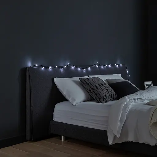 Новорічна кімнатна гірлянда нитка GarlandoPro 6 м 50 LED чорний дріт Білий W50LED6MBW