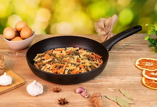 Сковорода універсальна Tefal Ultimate 28 см  Titanium 3Х (G2680672), с трехслойным титановым антипригарным покрытием Titanium 3Х - фото 9