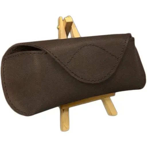 Чехол для очков BlankNote Crazy Horse из кожи с магнитной застежкой темно-коричневый  - фото 1