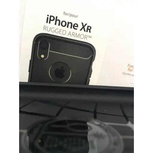 Оригинальный противоударный силиконовый чехол Spigen Rugged Armor Matte Black для iPhone XR (064CS24871) - фото 8