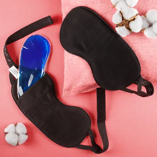 Маска для сну з мерсеризованої бавовни «Чумацький Шлях» з нековзкою резинкою та охолоджуючим гелевим вкладишем в Подарунковій упаковці Чорний (1143-02) - фото 3