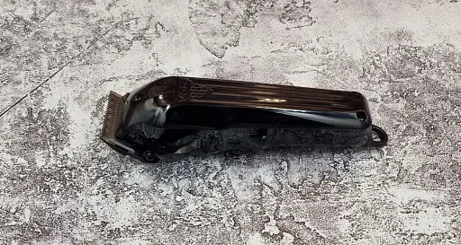 Професійна акумуляторна машинка для стрижки VGR V-282 - фото 3