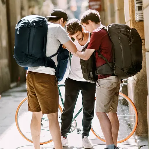 Рюкзак Thule Landmark Travel Pack 70L TLPM-270 Darkest Blue (7121896) - фото 4