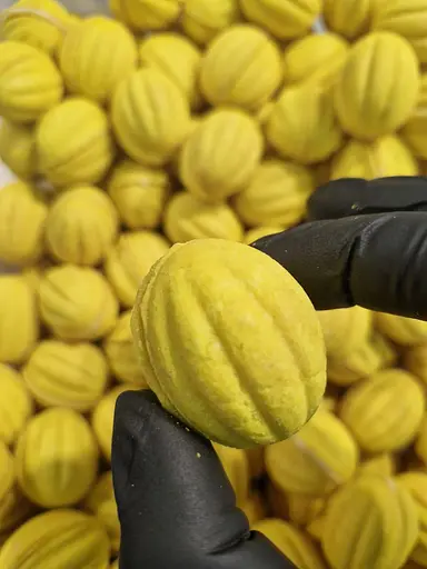 Набор Орешков Манго 12 шт. в упаковке - фото 2