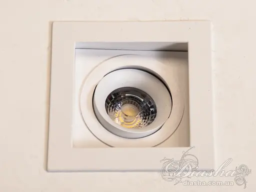 Неймовірно вишуканий, врізний квадратний поворотний точковий світиль. - фото 1