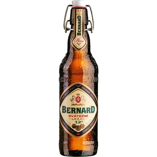 Подарочный набор пива Bernard 5 % 0.5л х 6 шт. + 2 бокала по 0.3 л - фото 2