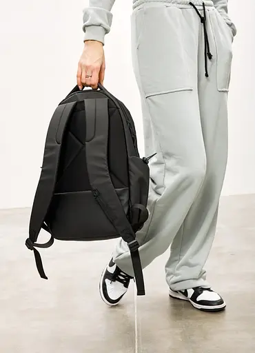 Жіночий рюкзак Sambag Zard Neo чорний з декором 46 х 27 х 13 см (25000264) - фото 6