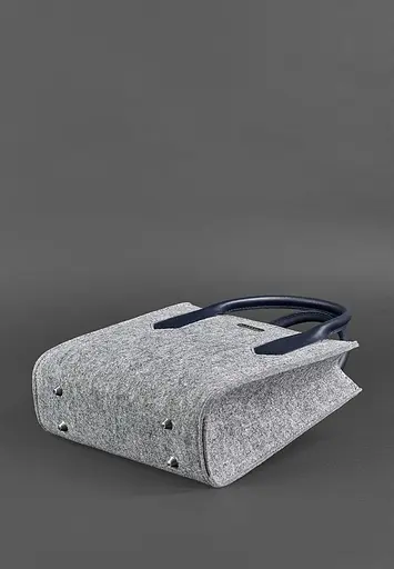 Женская фетровая сумка-кроссбоди Blackwood с кожаными синими вставками - фото 4