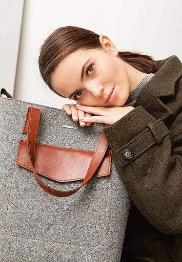 Фетрова жіноча сумка Шоппер D.D. з шкіряними коричневими вставками - фото 8