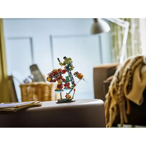 Конструктор LEGO Super Heroes Marvel Легендарна битва: Халкбастер vs. Халк 413 деталей (76343) - фото 7