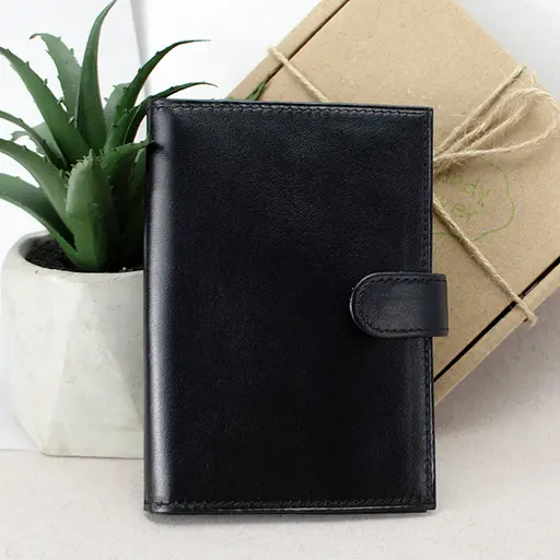 Обложка кожаная на документы 2 в 1: паспорт и права на кнопке черная - фото 1