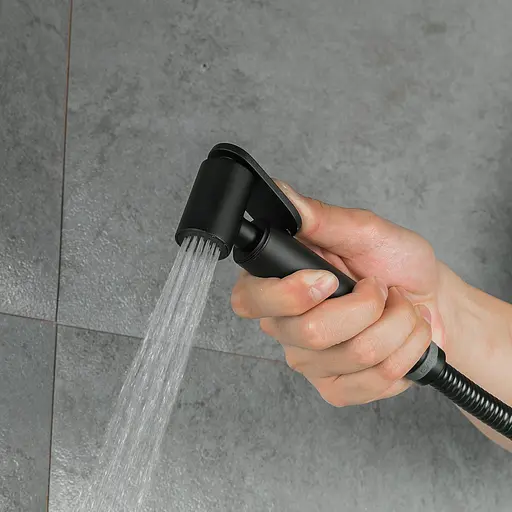 Змішувач для гігієнічного душу зовнішнього монтажу 150 мм Gappo G2003-6, чорний/хром, Чорний матовий - фото 4