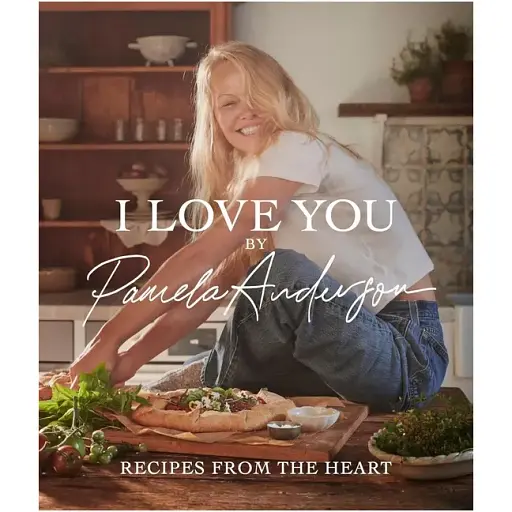 I Love You: Recipes from the heart: the first cookbook from the iconic actress, model and activist - фото 1