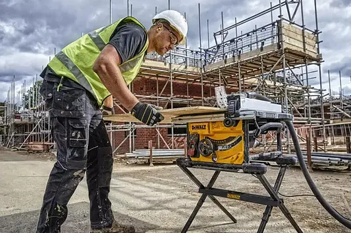 Пила настольно-циркулярная сетевая DeWalt DWE7485 - фото 3