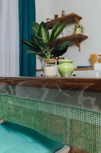 Скатертина силіконова із зеленою стразовою стрічкою 260х100 см - фото 3