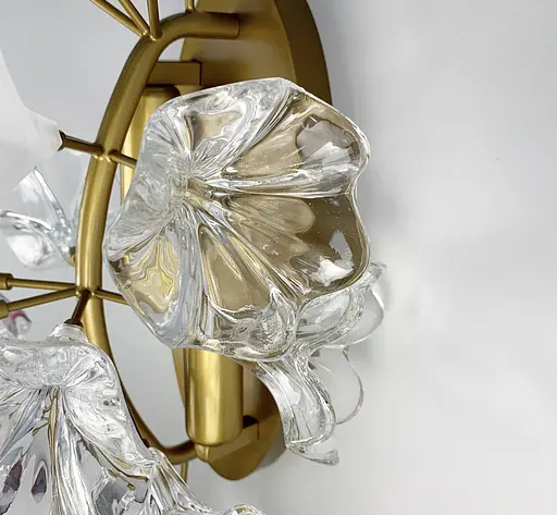 Бра с декоративными цветами на корпусе из прозрачного и белого матового стекла Line F Арт. W9003 - фото 8